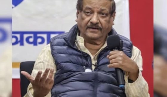 آپریشن سندور کے پہلے دن ہی بھارت ہار گیا تھا، سابق وزیراعلیٰ مہاراشٹرا کا اعتراف