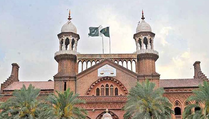 پراپرٹی اونرشپ کیس: عدالتی حکم کے باوجود کسی نے زمینوں پر قبضے دلوائے تو نتائج کیلئے تیار رہے: چیف جسٹس لاہور ہائیکورٹ
