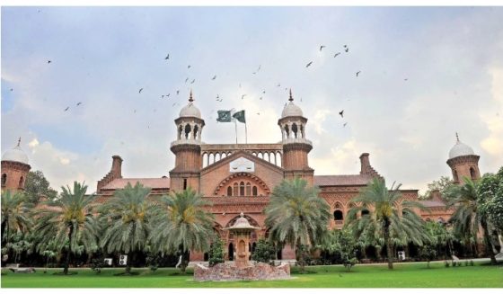 لاہور ہائیکورٹ نے پنجاب پراپرٹی آنر شپ آرڈیننس پر عملدرآمد روک دیا