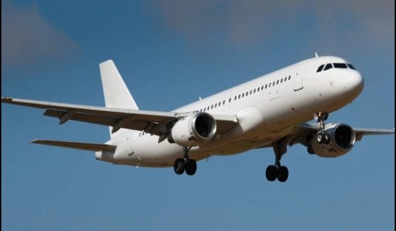 پاکستان نے بھارت کیلئے فضائی حدود کی بندش میں مزید ایک ماہ کی توسیع کردی