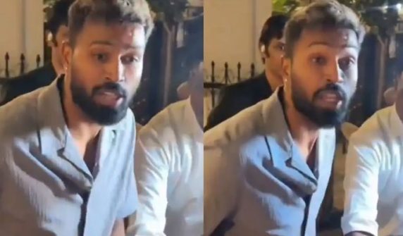 ’بھاڑ میں جا‘، سیلفی نہ لینے پر مداح ہاردک پانڈیا پر برہم