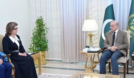 وزیراعظم کا تاجکستان کے ساتھ تجارت، توانائی سمیت کثیرالجہتی تعاون بڑھانے کے عزم کا اعادہ