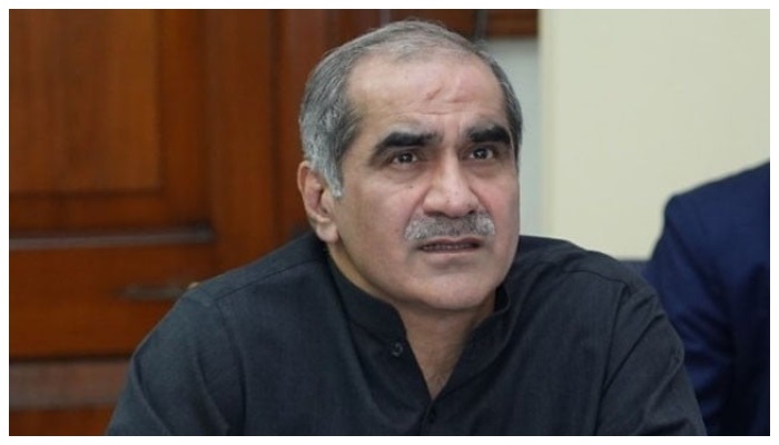 عمران خان نے اپنا مقدمہ خود خراب کیا ہے: خواجہ سعد رفیق