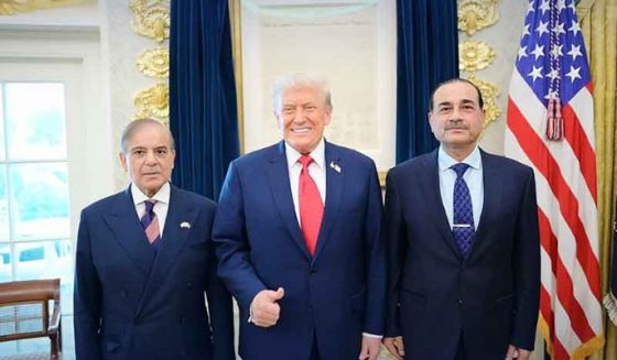 ٹرمپ کی نئی خارجہ پالیسی میں پاکستان 'وِنر' اور بھارت واضح طور پر 'لوزر' قرار: امریکی جریدہ