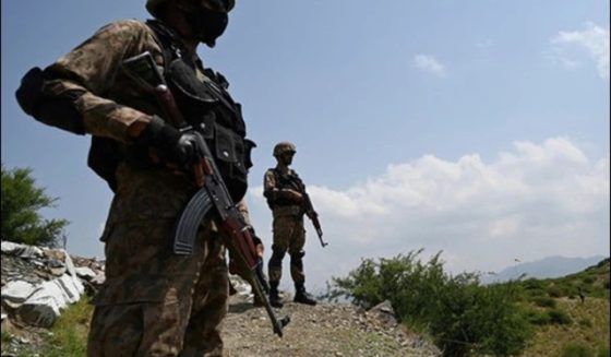 securityforcesonpakafghanborder