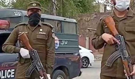 fireonpoliceinmurree