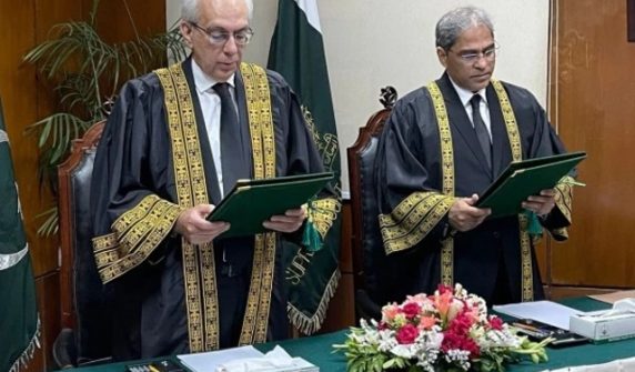 justicemuneebakhtaroath