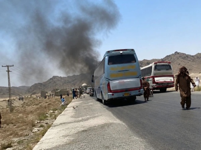 bus firing quetta