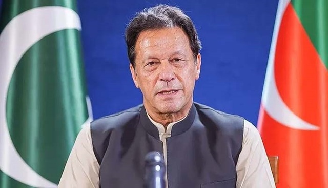 Govt files review plea against SC order to shift Imran Khan