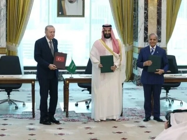 bangladesh interested in joining mecca defense pact