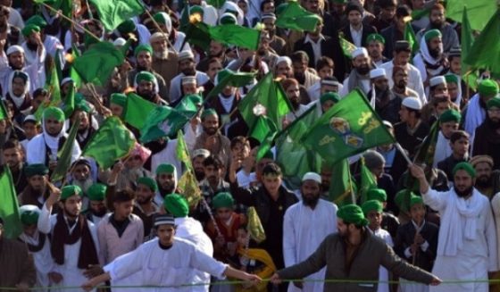 miladun nabi procession