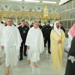 pm perform umrah