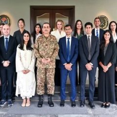 students from harvard business school met asim muneer