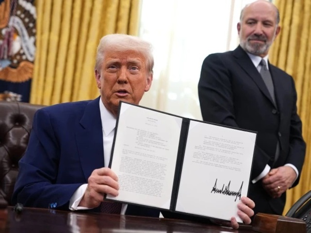 trump renamed lake ontario lake america-