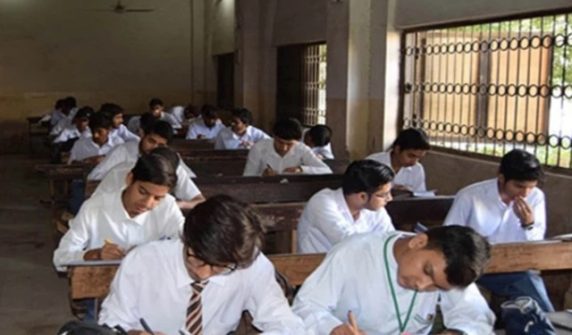 zero marks in paper student moves court against board