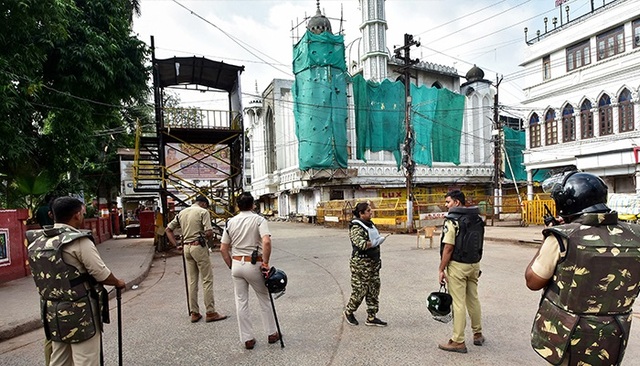 Mosque demolition protests in India's Ujjain turn violent
