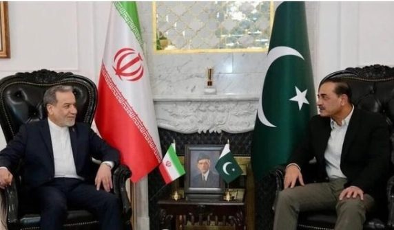 asim munir and abbas araqchi talk