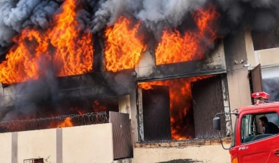factory fire karachi