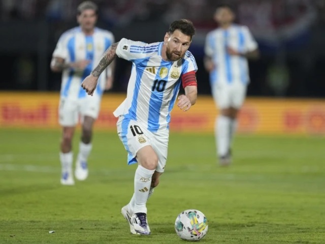 lionel messi agree to play with argentina