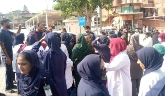 rawalpindi patients relatives assault nurse