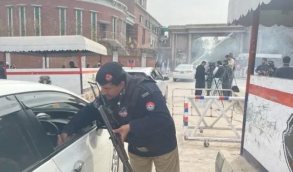 security high alert in peshawar