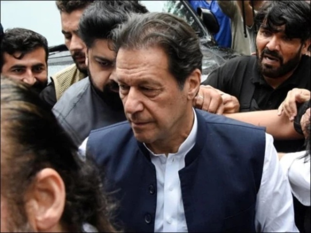 anti terrorism court orders imran khan to be present