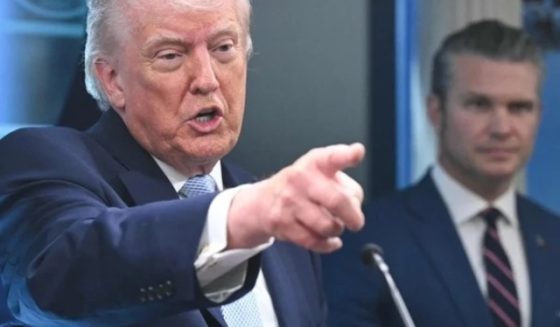 donald trump warn iran