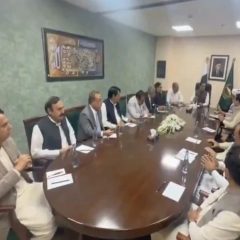 important talks between government and pti