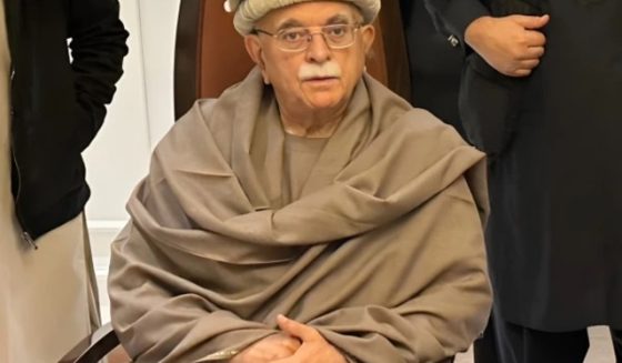 mehmood achakzai call opposition alliance meeting in islamabad