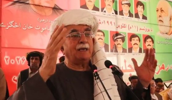 mehmood khan achakzai