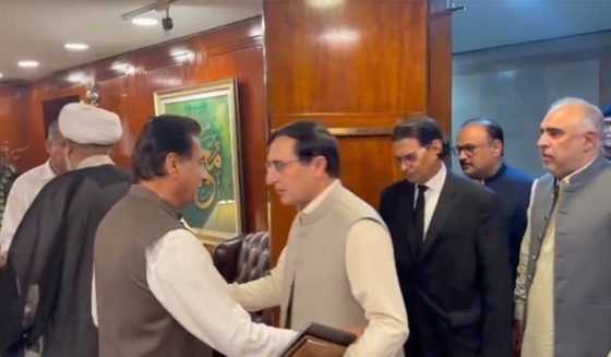 talks between government and opposition today