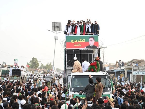 use of state resources in pti long march